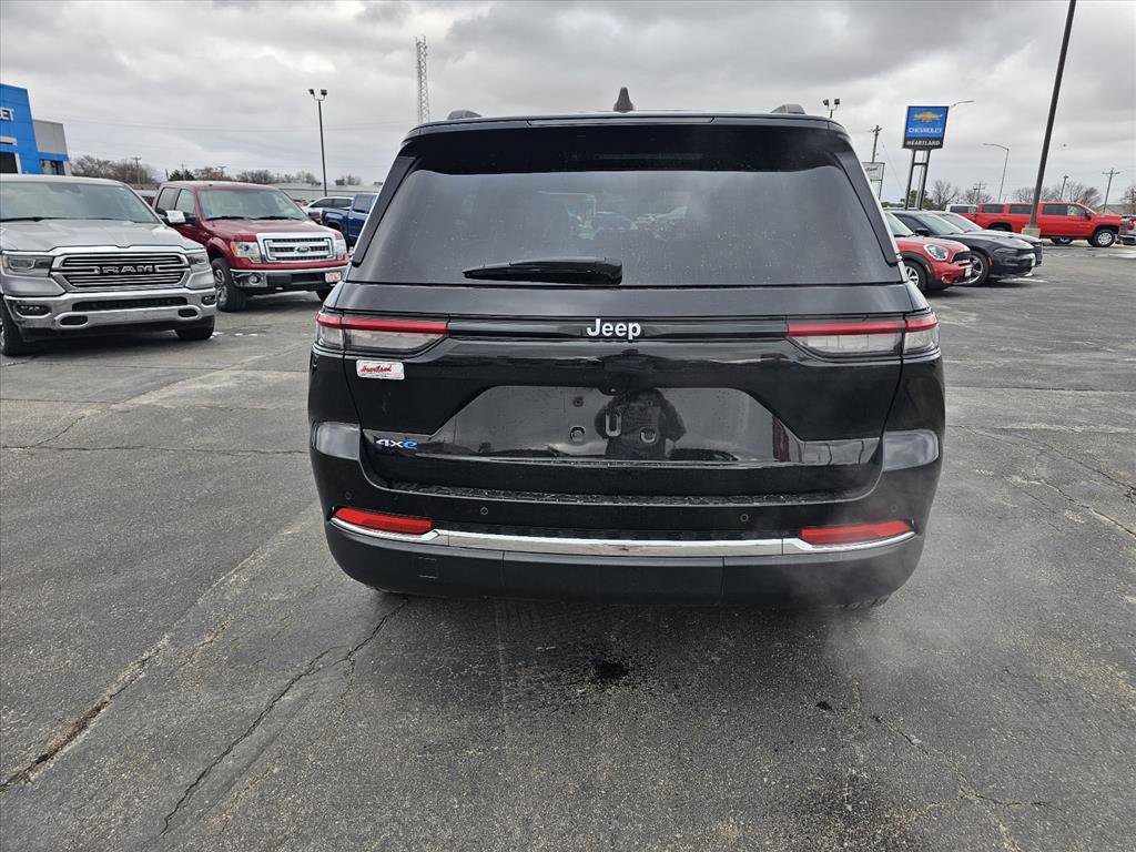 Used 2024 Jeep Grand Cherokee Limited 4xe AWD/4WD image 4