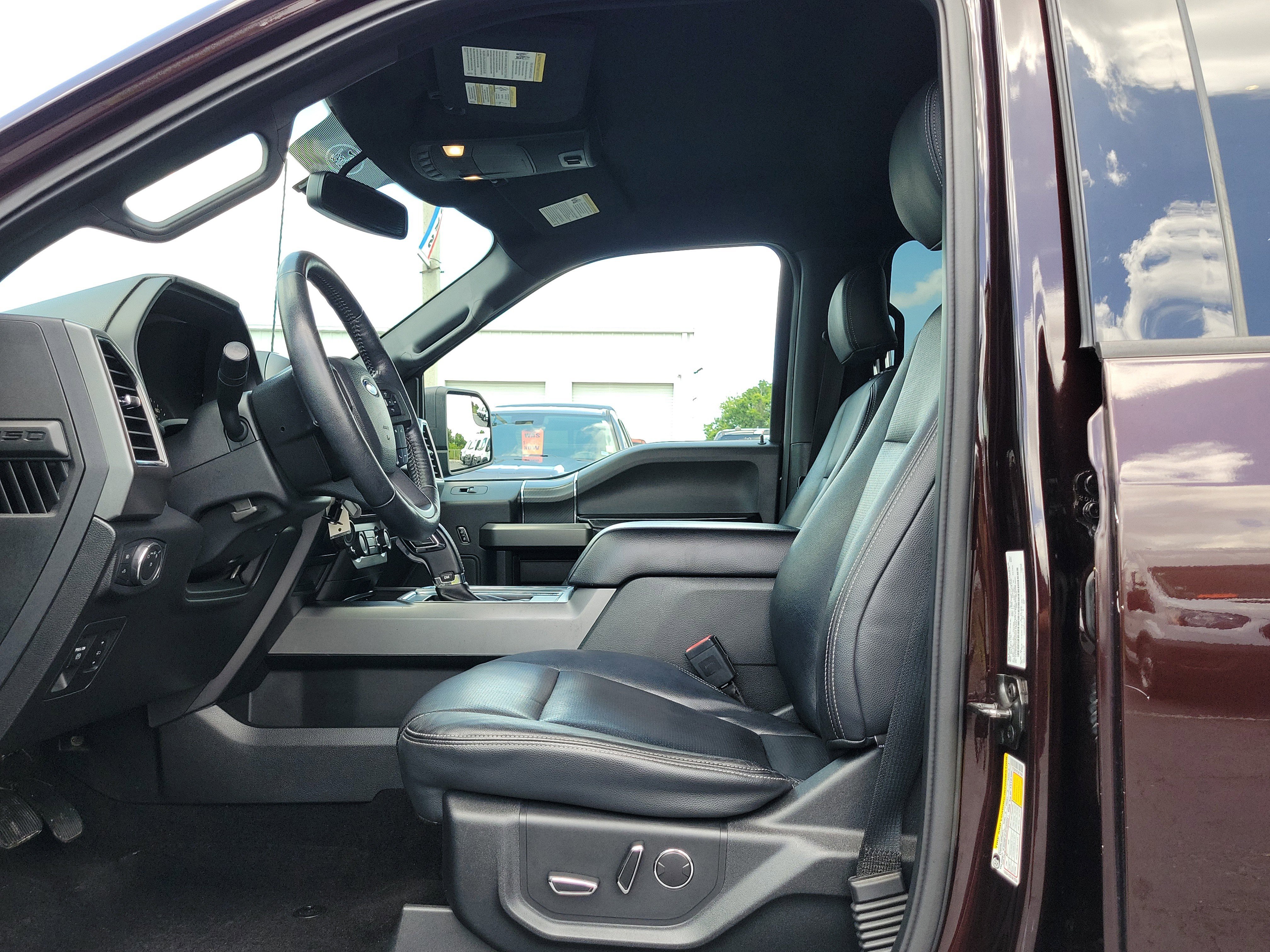 Used 2018 Ford F150 XLT w/ Equipment Group 302A Luxury AWD/4WD image 20