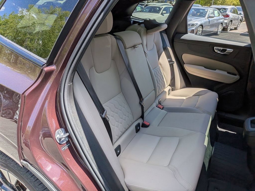 Used 2026 Volvo XC60 B5 Plus w/ Climate Package AWD/4WD image 23