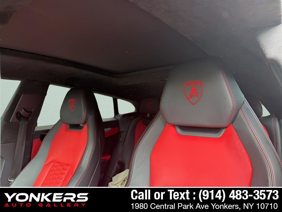 Used 2020 Lamborghini Urus AWD/4WD image 17