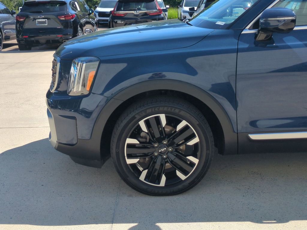 Used 2024 Kia Telluride SX AWD/4WD image 11