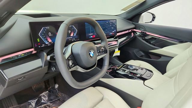 Used 2026 BMW 540i xDrive image 19