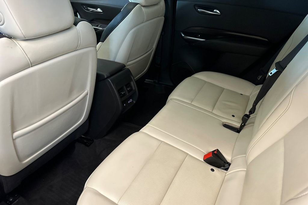 Used 2022 Cadillac XT4 Sport w/ Comfort Package image 12