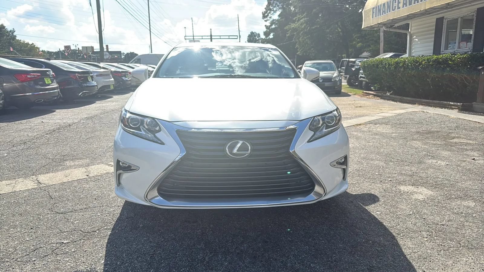 Used 2018 Lexus ES 350 w/ Navigation System Package FWD image 2