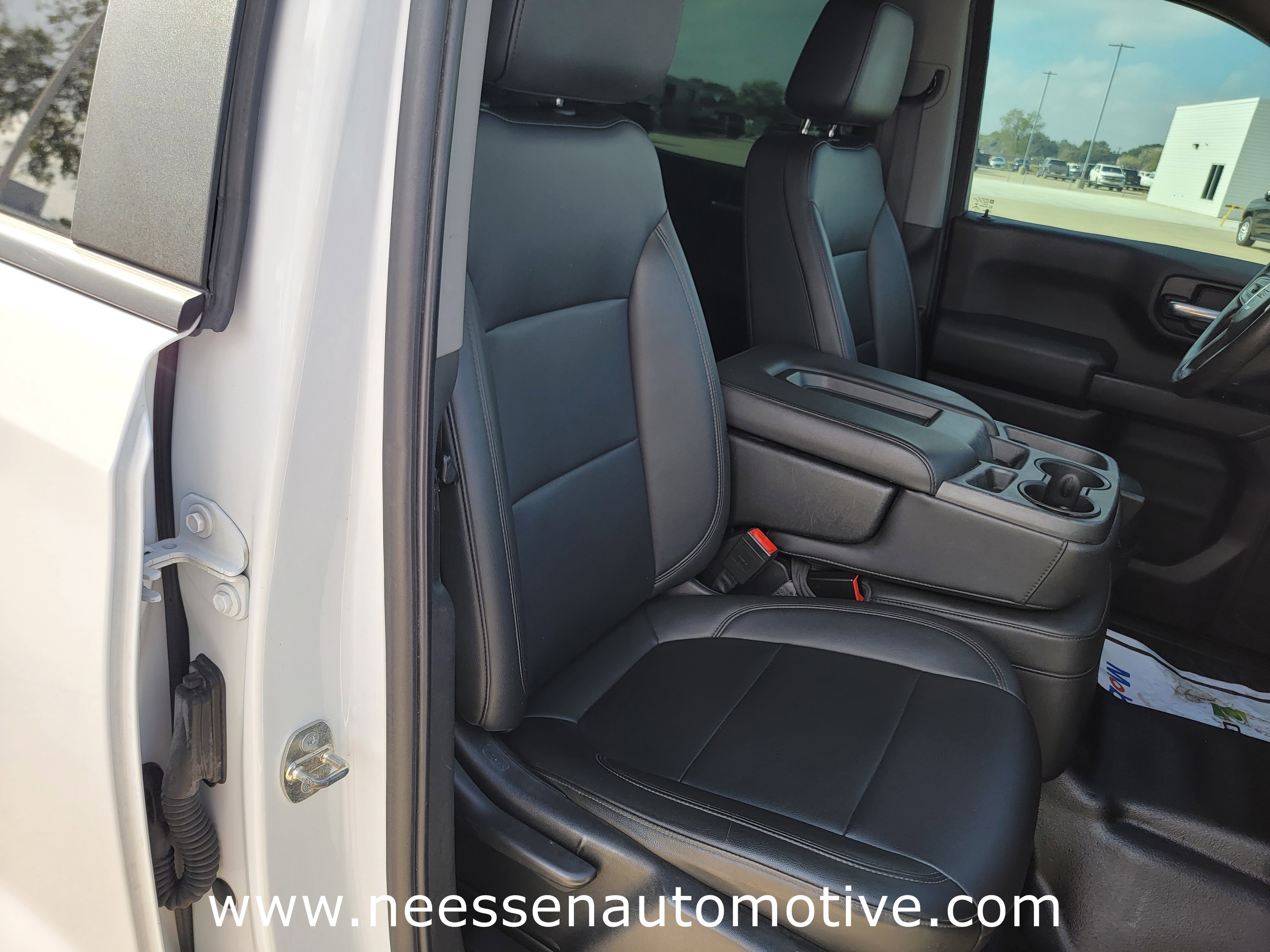 Used 2020 GMC Sierra 1500 2WD Crew Cab w/ Sierra Value Package image 11