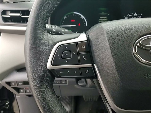 Certified 2023 Toyota Sienna XLE image 15