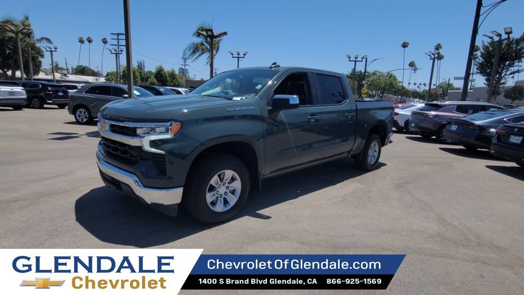 Certified 2025 Chevrolet Silverado 1500 LT RWD image 4