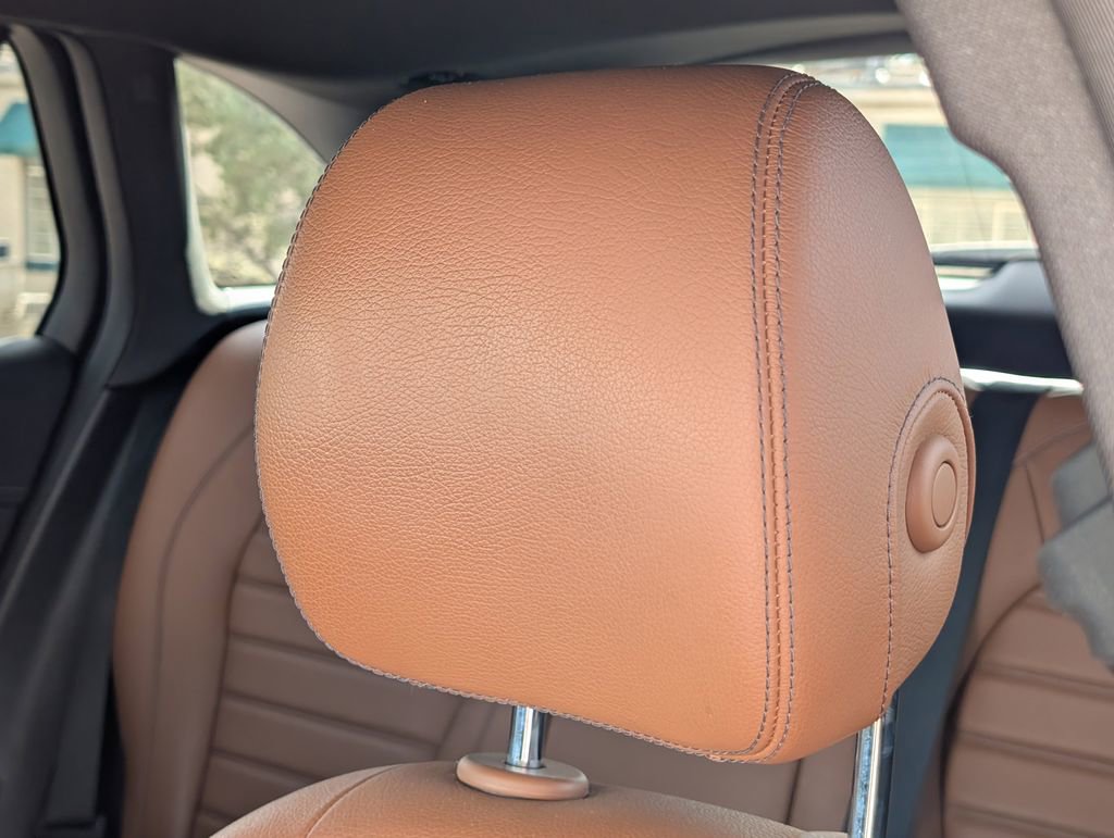 Used 2020 Mercedes-Benz GLC 43 AMG 4MATIC image 13