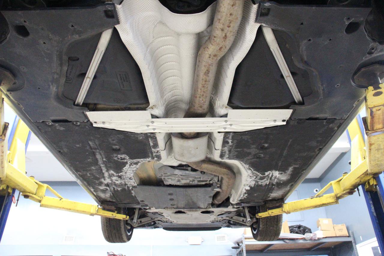 Used 2023 BMW 540i xDrive w/ M Sport Package image 98