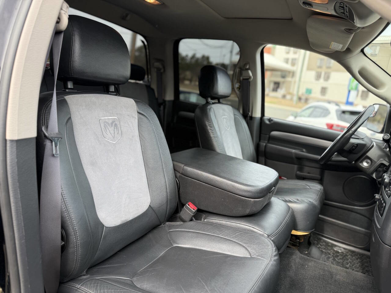 Used 2005 Dodge Ram 3500 Truck SLT image 22