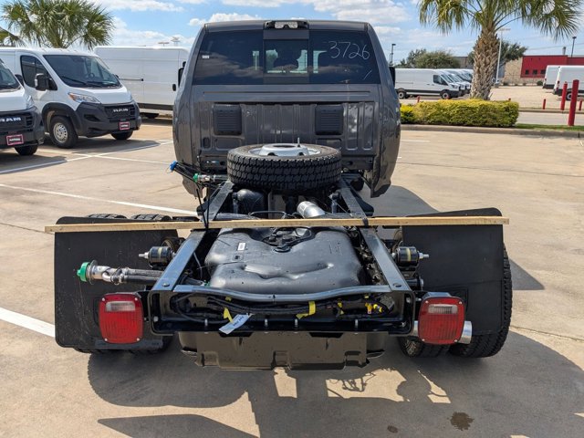 New 2026 RAM 4500 4x4 Crew Cab DRW image 17