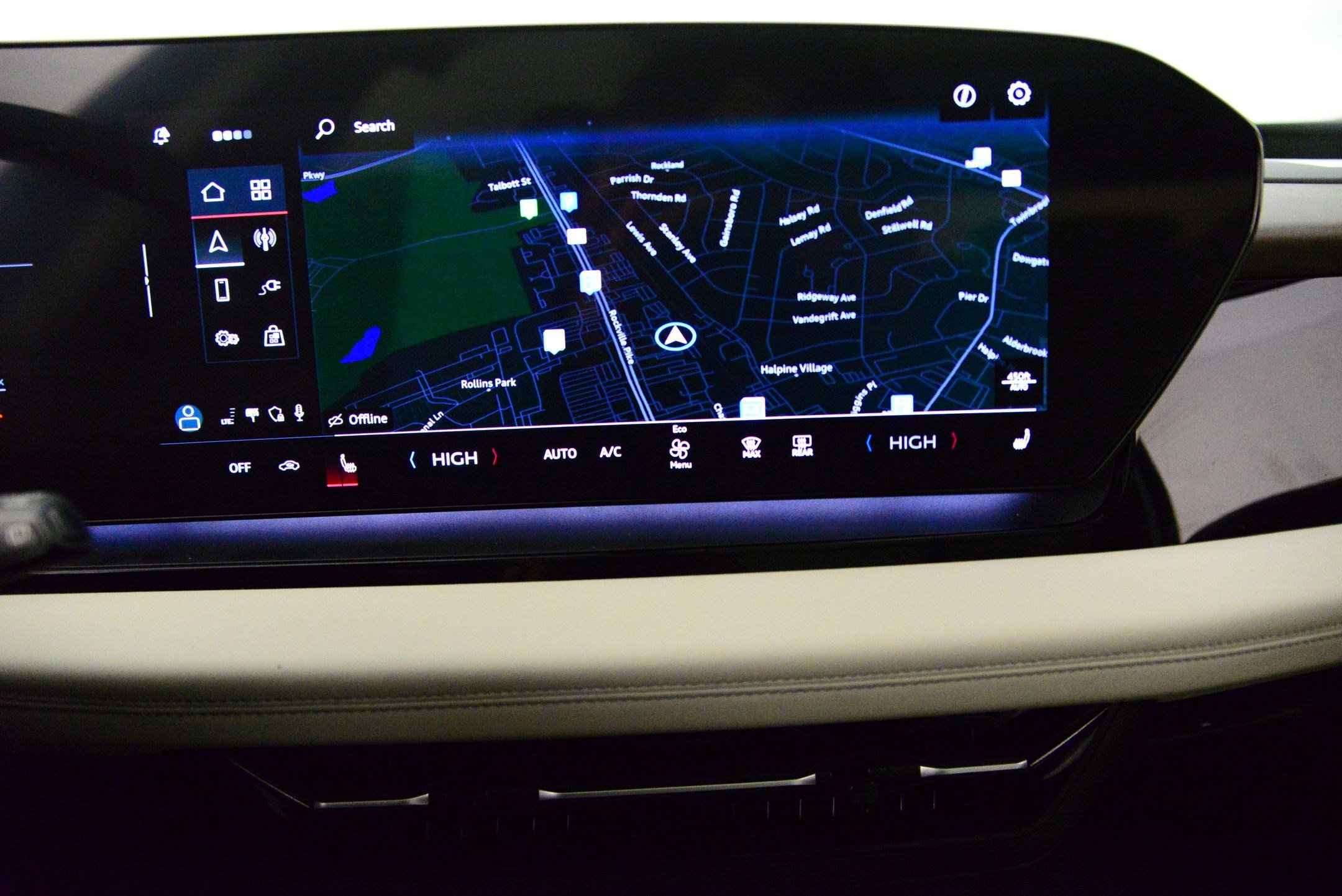 Certified 2025 Audi Q6 e-tron Premium w/ Convenience Package image 30