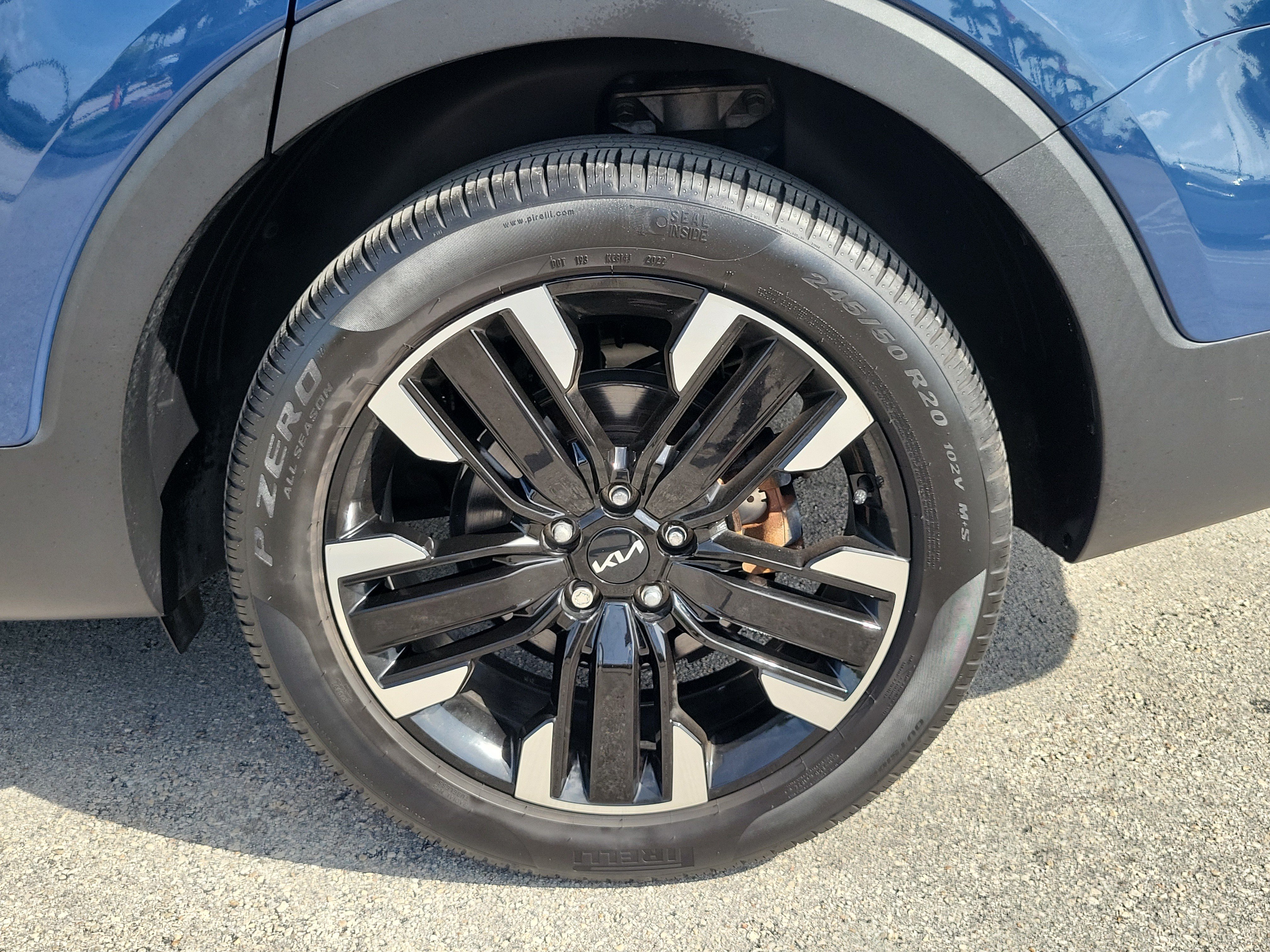 Used 2023 Kia Telluride SX FWD image 28