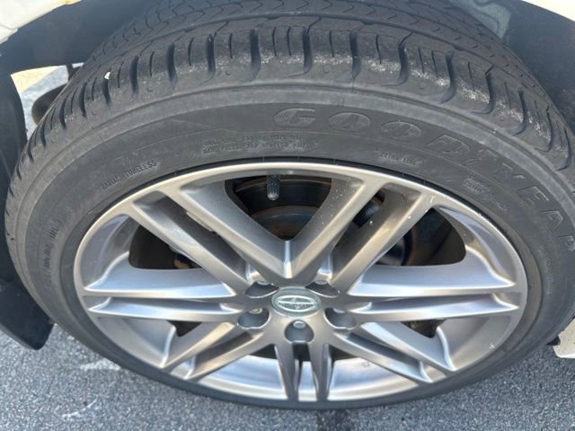 Used 2013 Scion tC FWD image 15