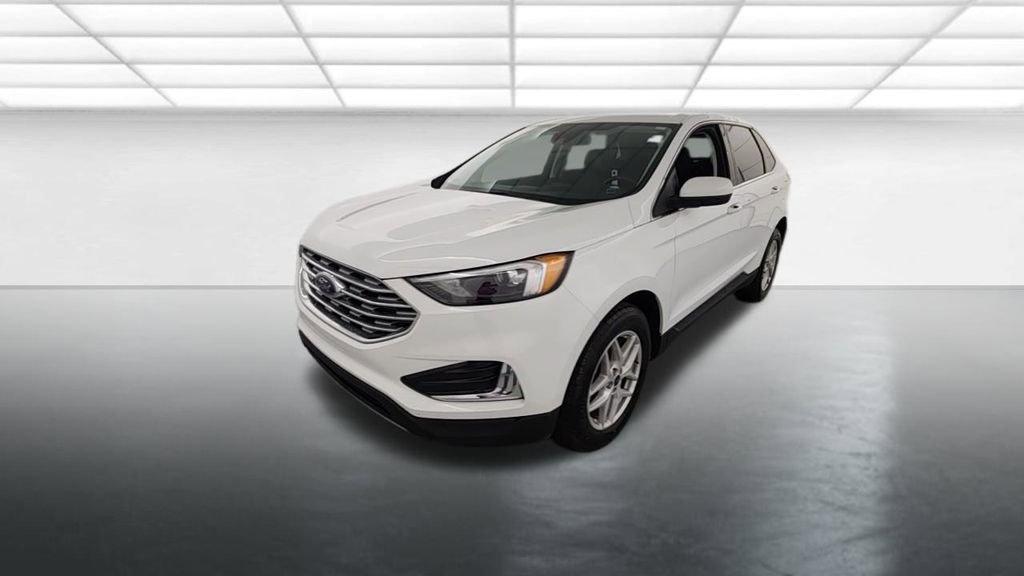 Used 2022 Ford Edge SEL image 3