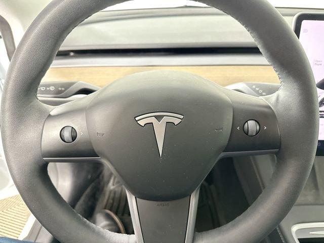 Used 2023 Tesla Model 3 Standard Range image 19