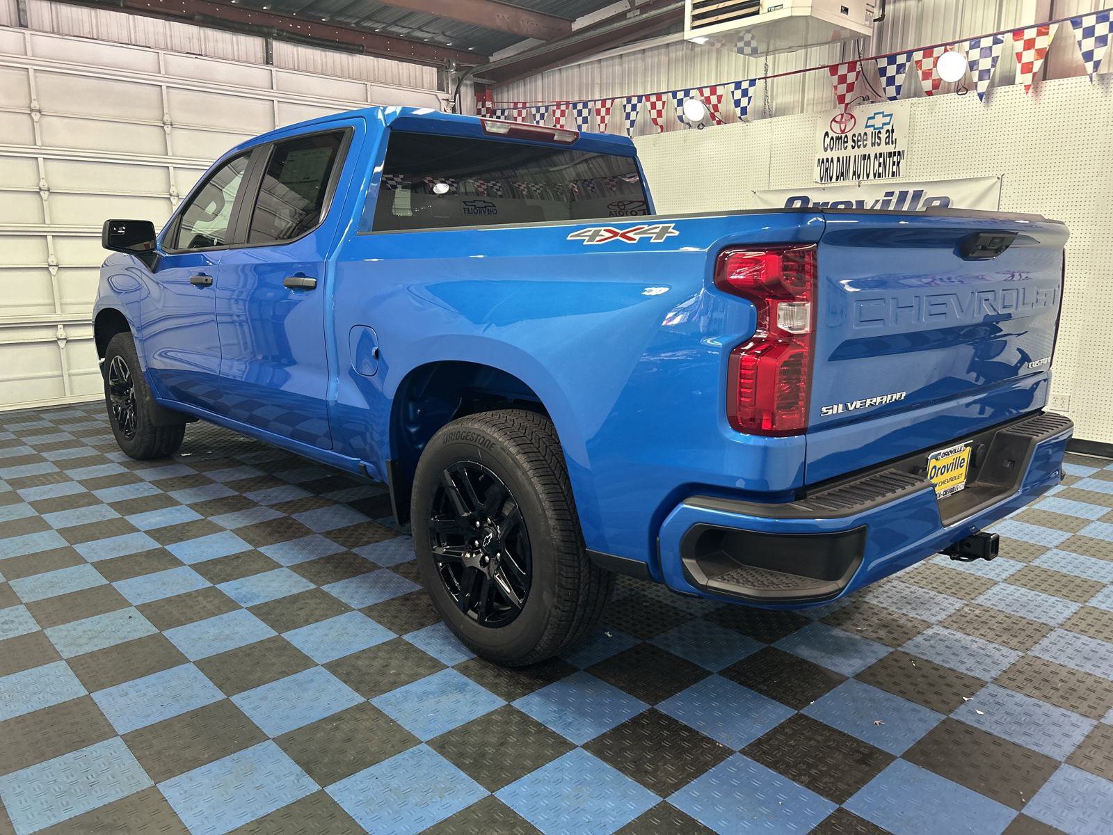 New 2025 Chevrolet Silverado 1500 Custom image 3