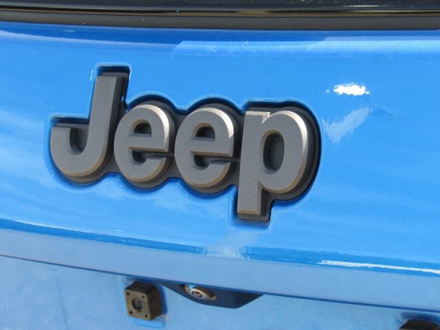 Used 2024 Jeep Compass Latitude w/ Convenience Group AWD/4WD image 13