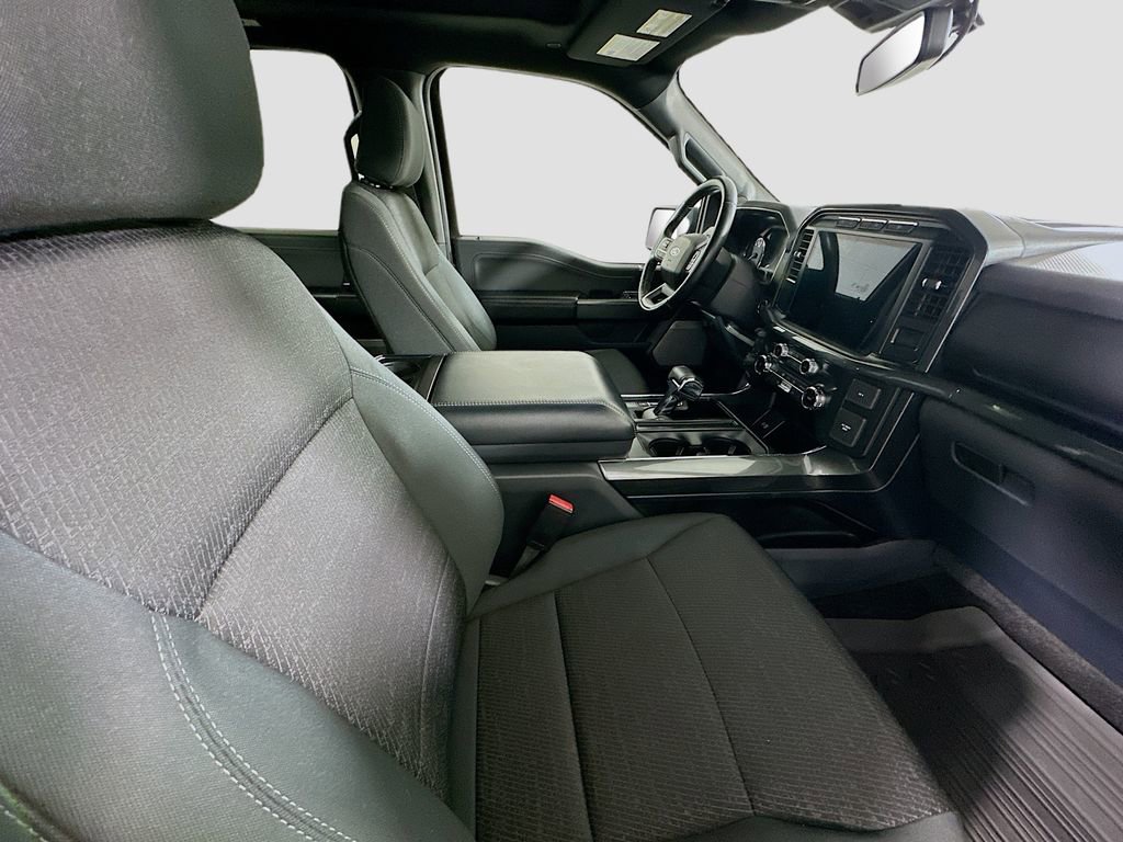 Certified 2022 Ford F150 XLT w/ Equipment Group 302A High image 27