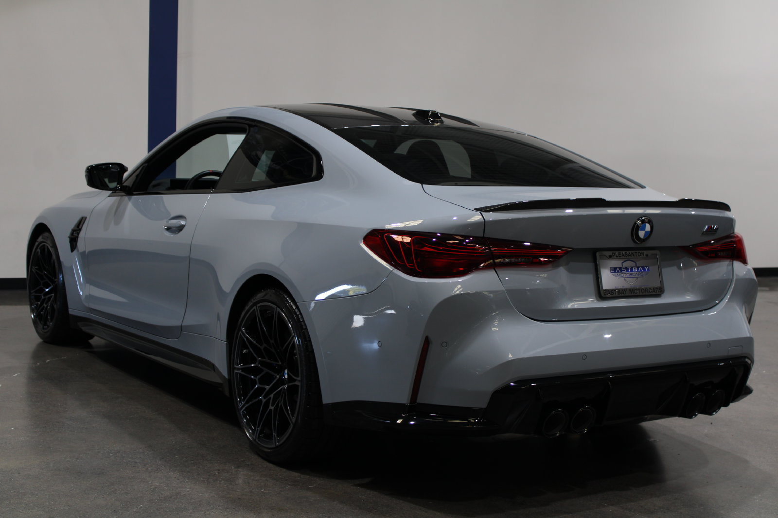 Used 2025 BMW M4 Competition RWD image 13