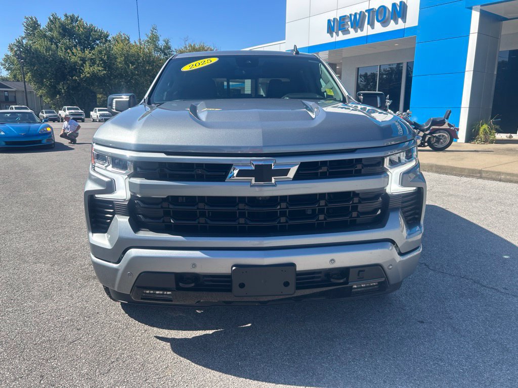 Used 2025 Chevrolet Silverado 1500 RST w/ RST All Star Premium Package AWD/4WD image 2