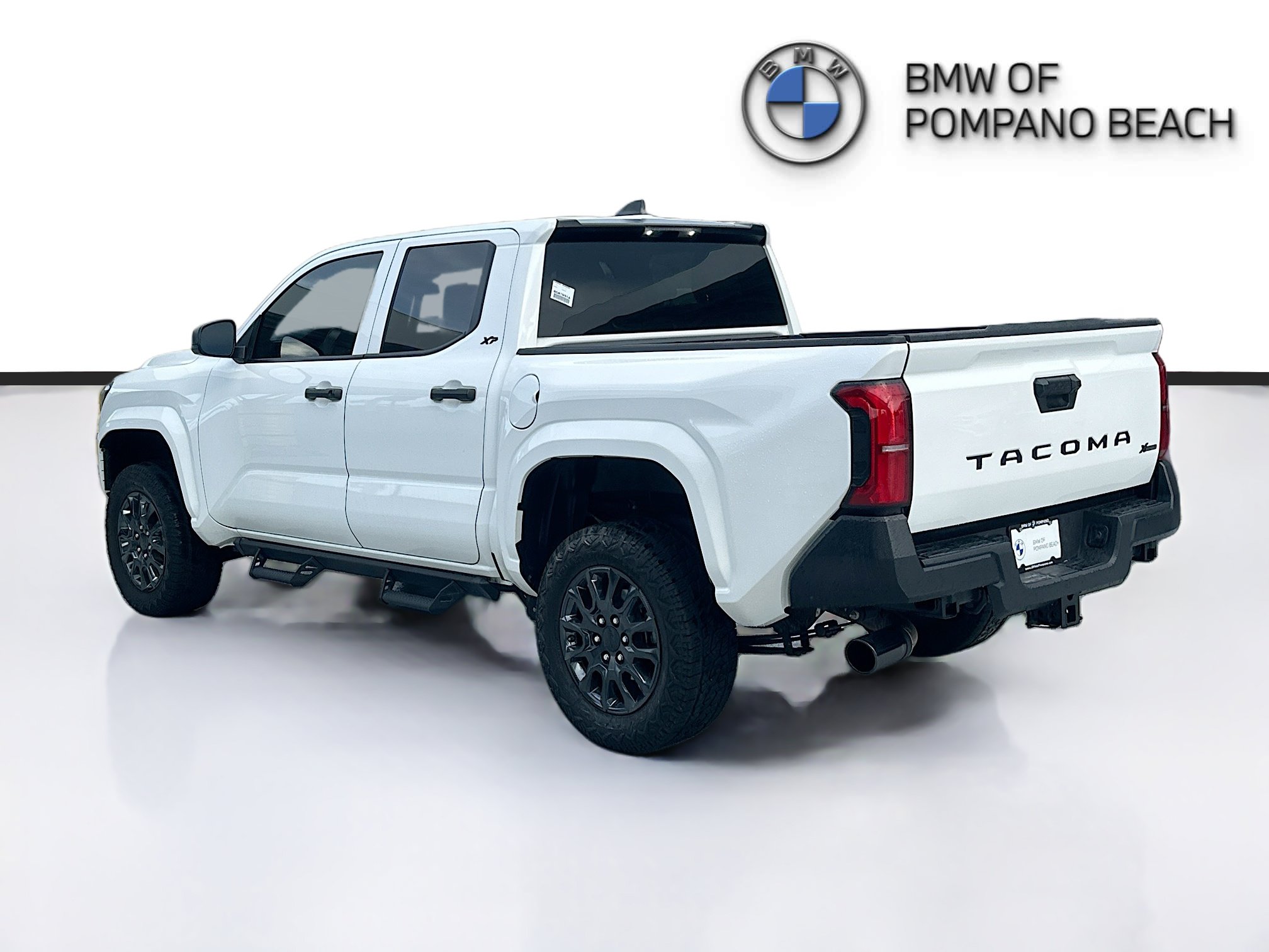 Used 2025 Toyota Tacoma SR RWD image 4