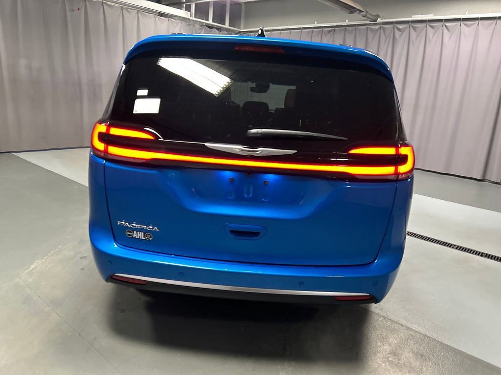 New 2026 Chrysler Pacifica Pinnacle FWD image 6