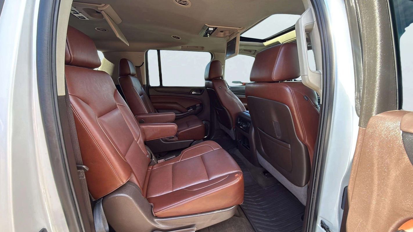 Used 2016 Chevrolet Suburban LTZ image 17