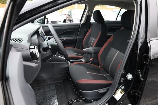 New 2025 Nissan Versa SR w/ Trunk Package image 8