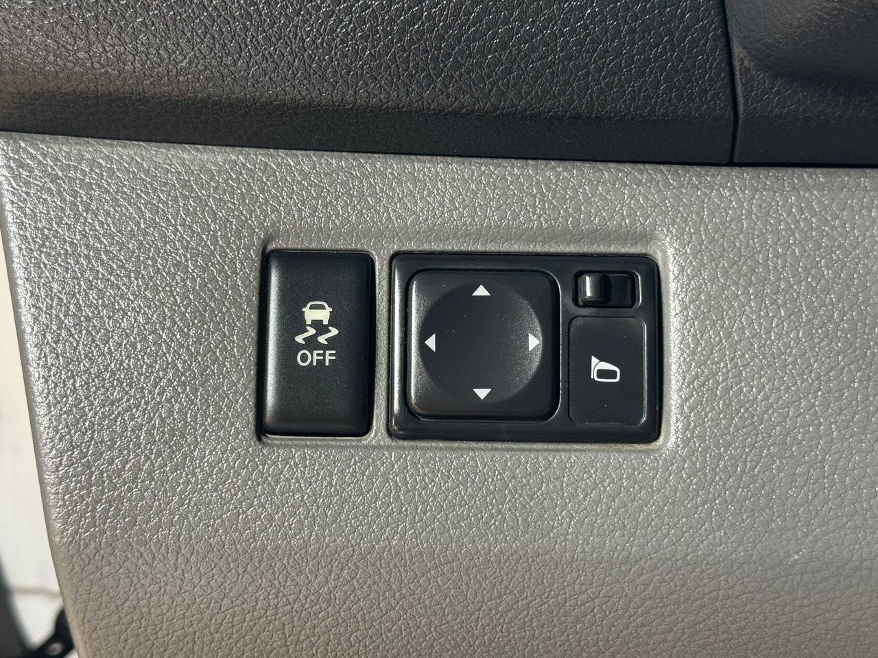 Used 2017 Nissan NV200 SV FWD image 19