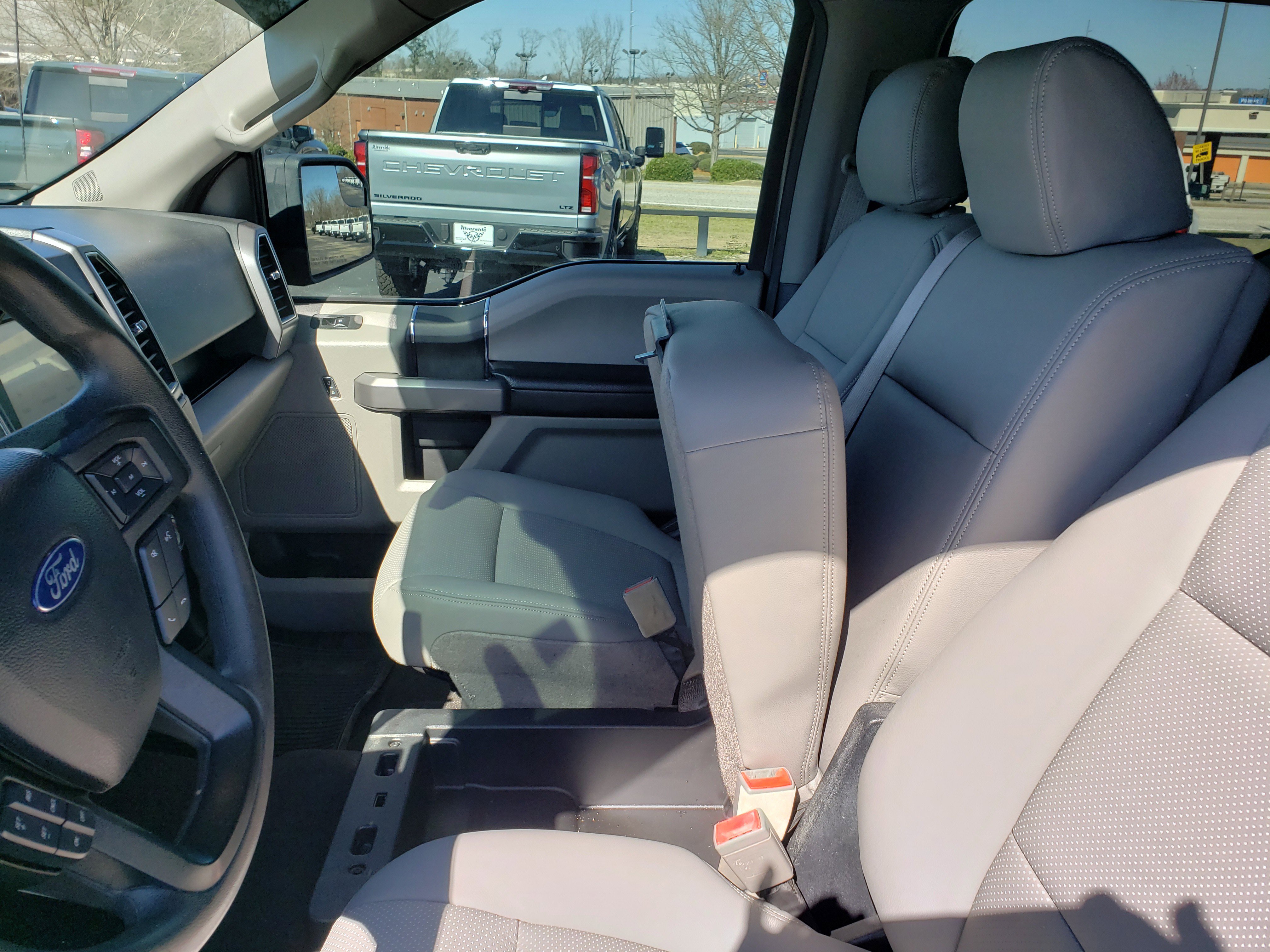 Used 2020 Ford F150 XLT w/ Equipment Group 301A Mid image 27