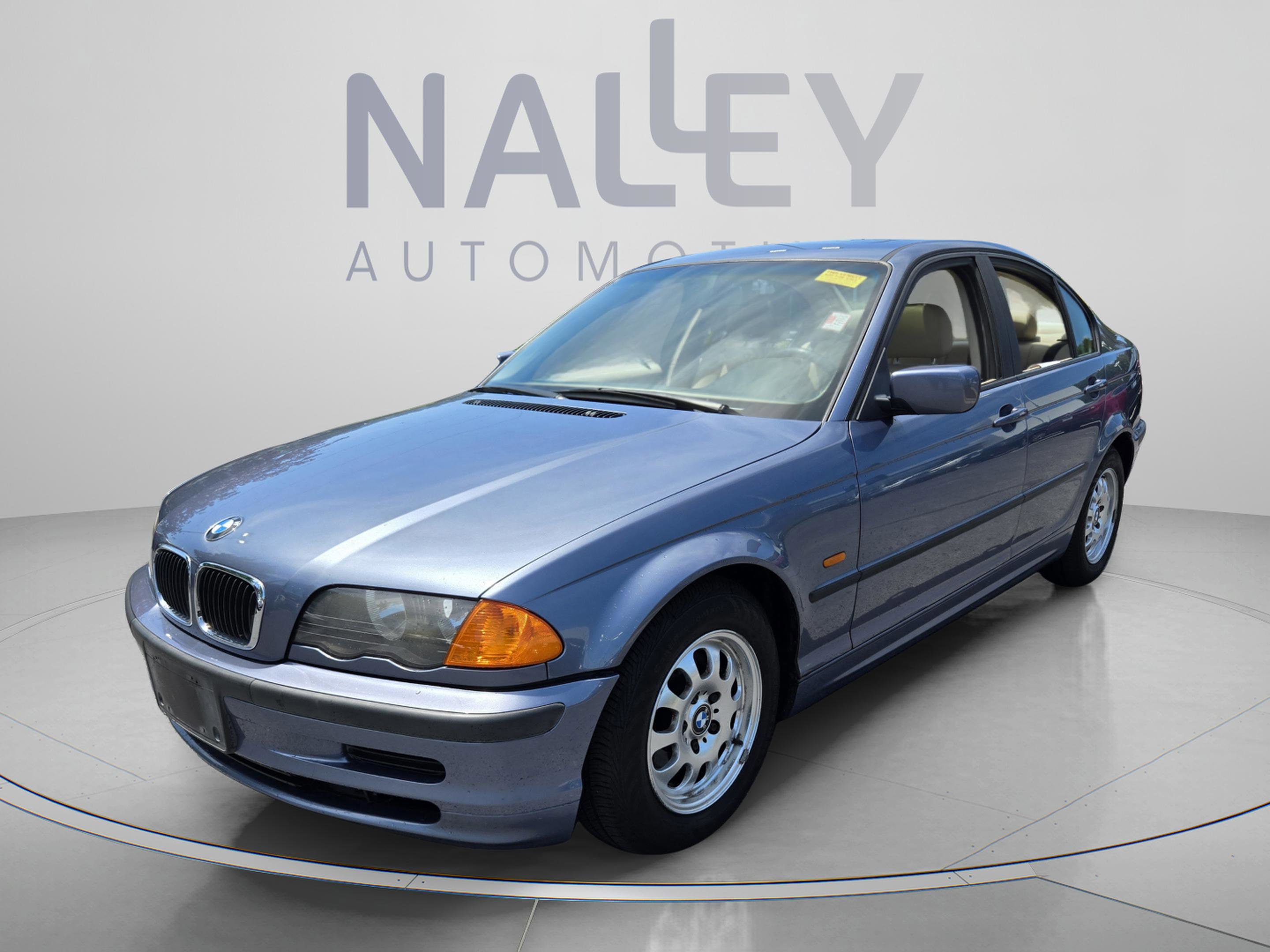 Used 2000 BMW 323i Sedan RWD image 1