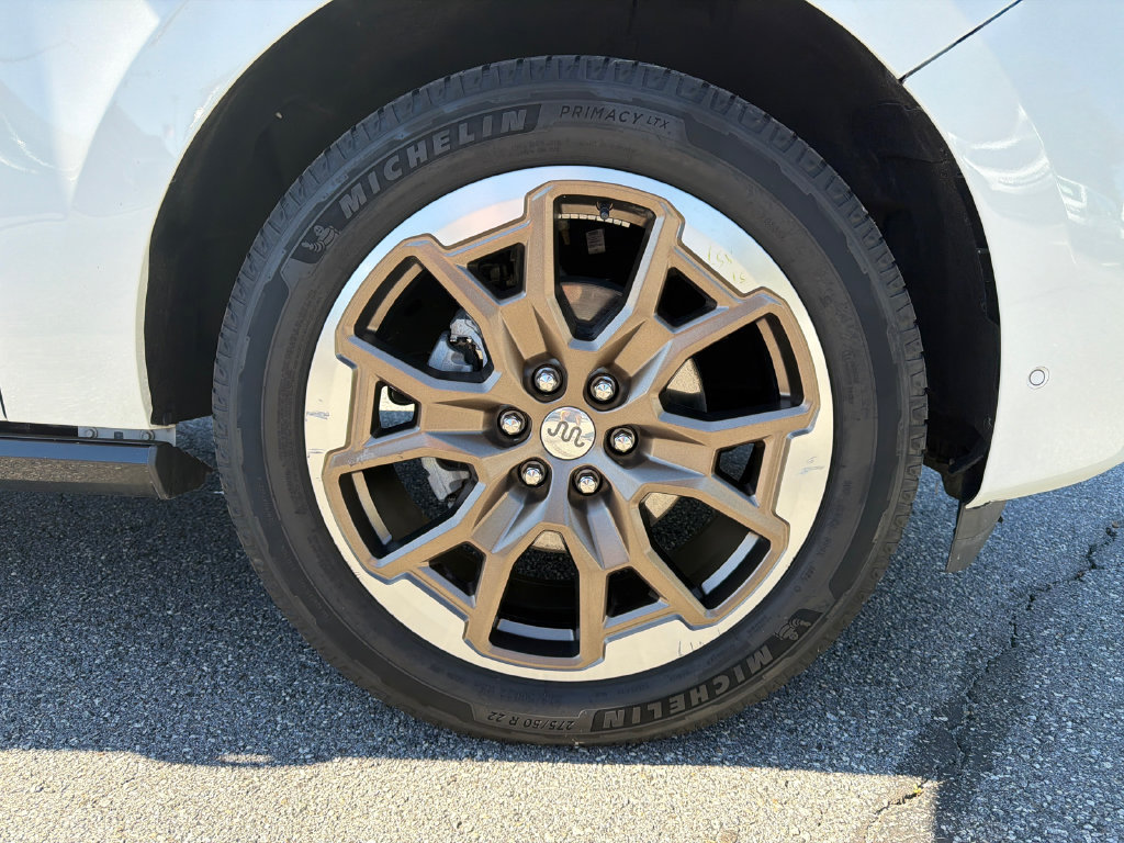 Used 2025 Ford Expedition King Ranch AWD/4WD image 12
