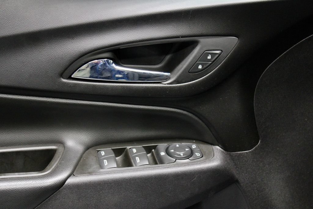 Used 2020 Chevrolet Equinox LT w/ Driver Convenience Package FWD image 22