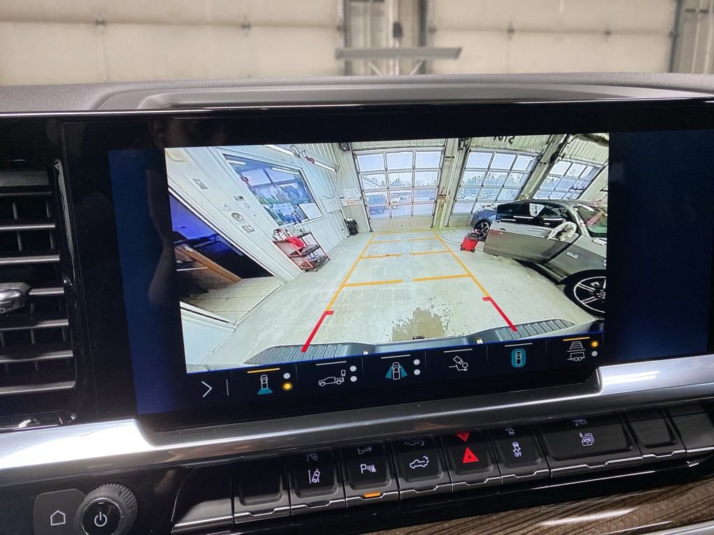 Used 2025 Chevrolet Silverado 3500 LT w/ All Star Edition image 39