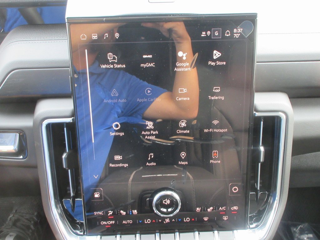 New 2026 GMC Yukon Denali w/ Denali Reserve Package image 19