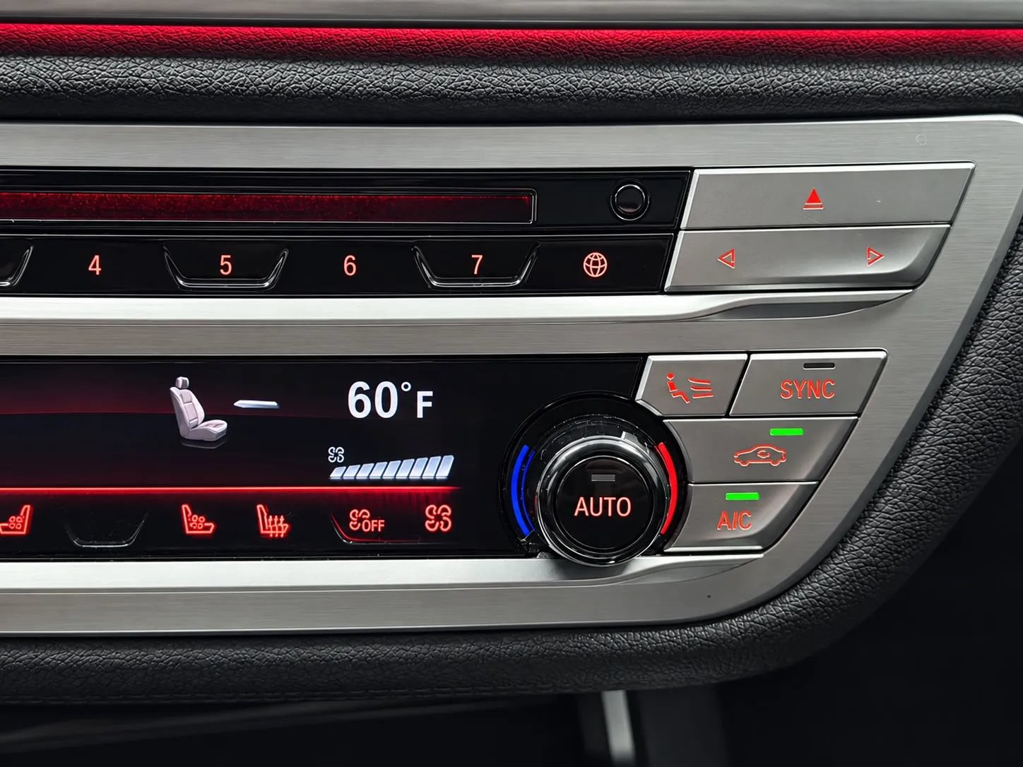 Used 2019 BMW 740i w/ Executive Package RWD image 47