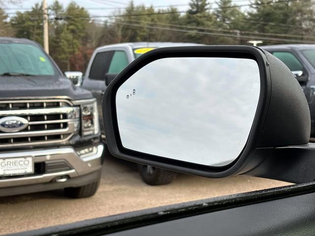 Used 2022 Ford Explorer XLT w/ Equipment Group 202A image 30