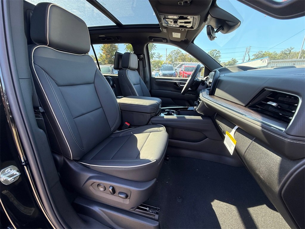 New 2026 Chevrolet Suburban Premier image 27