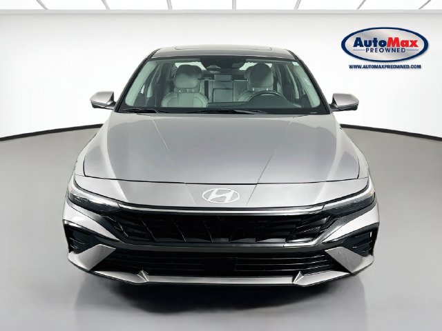 Used 2024 Hyundai Elantra Limited FWD image 7