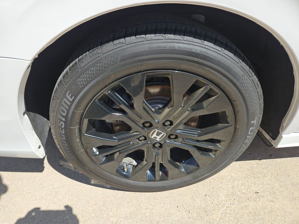 Used 2025 Honda Odyssey Sport-L image 26