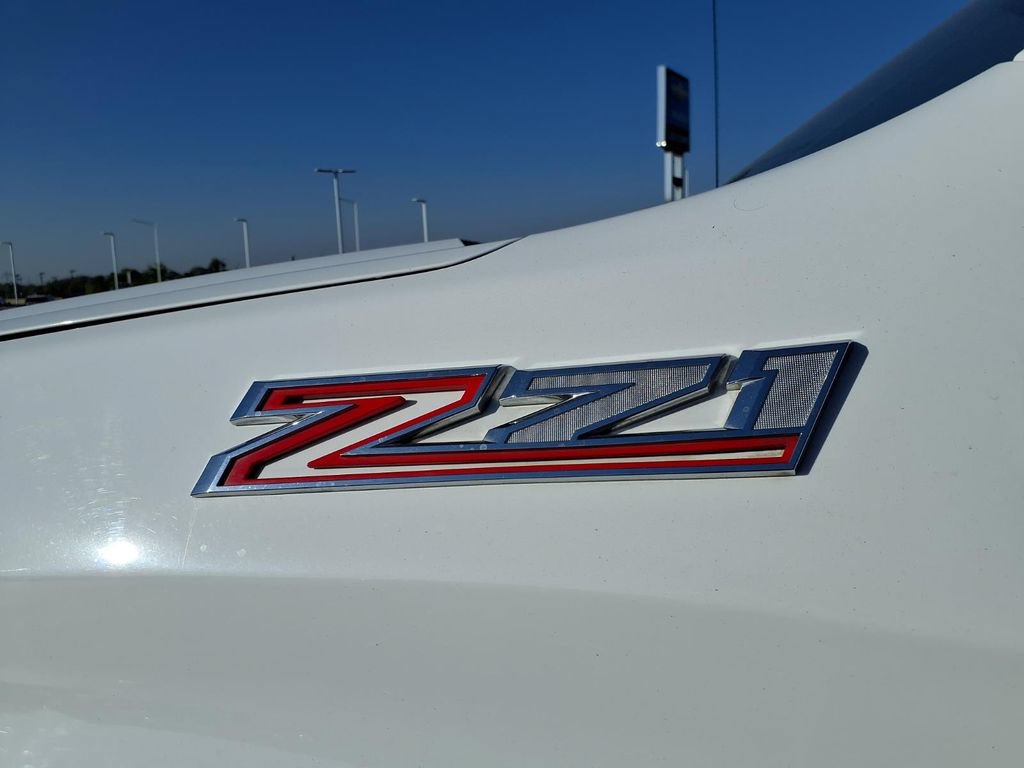 Used 2021 Chevrolet Silverado 1500 RST w/ Z71 Off-Road Package AWD/4WD image 3