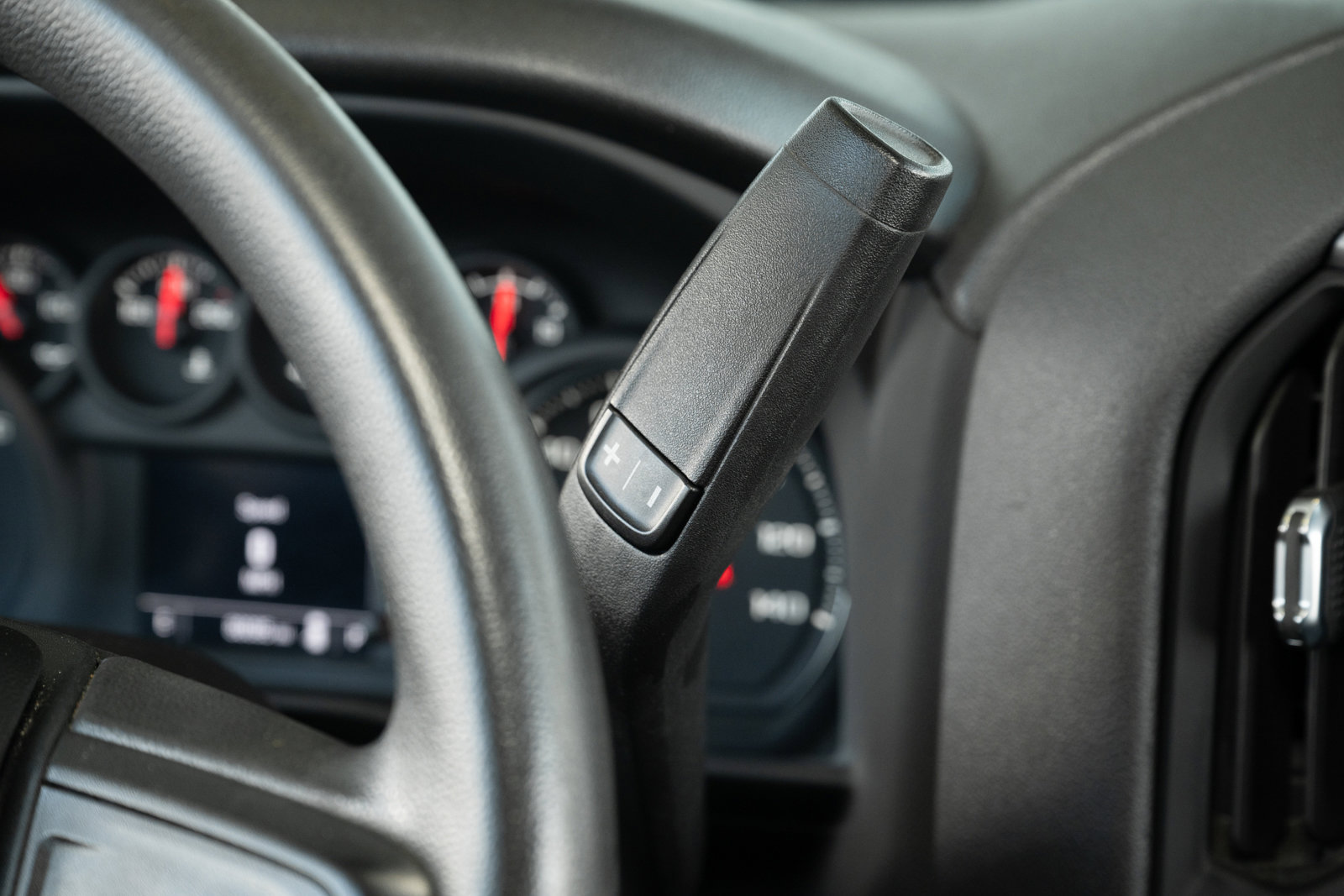 Used 2022 Chevrolet Silverado 1500 Custom image 27