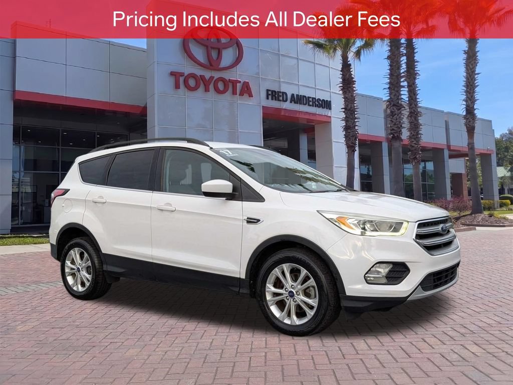 Used 2017 Ford Escape SE w/ Equipment Group 201A
