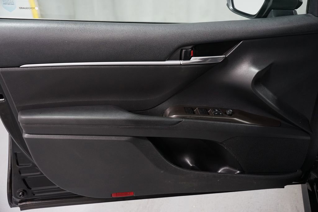 Certified 2023 Toyota Camry LE image 27