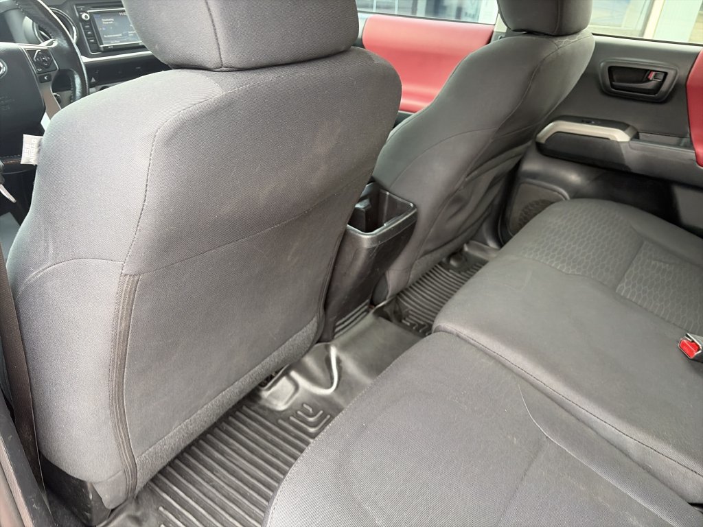 Used 2016 Toyota Tacoma SR5 w/ Towing Package AWD/4WD image 27