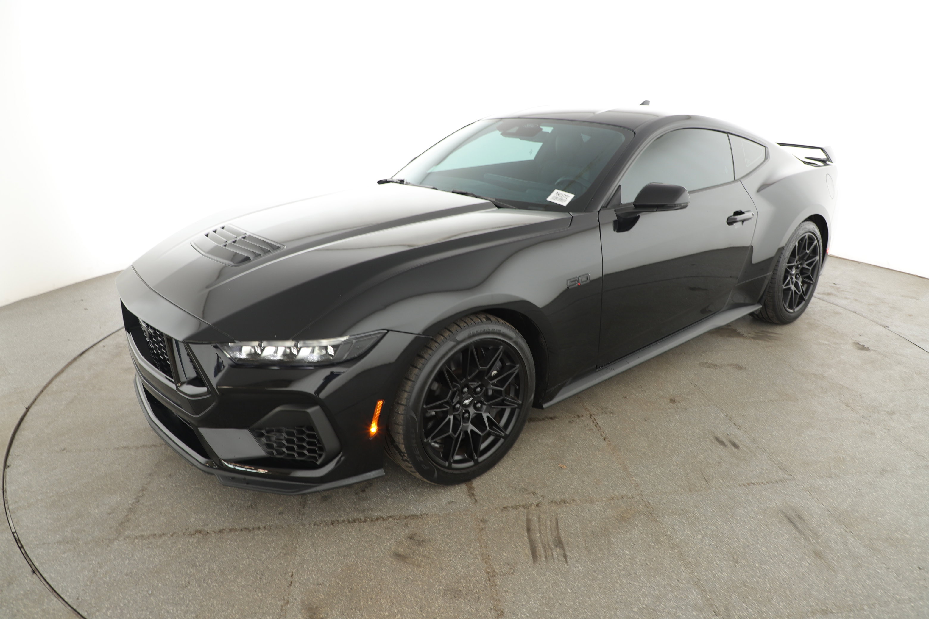 Used 2024 Ford Mustang GT Premium w/ GT Performance Package image 3