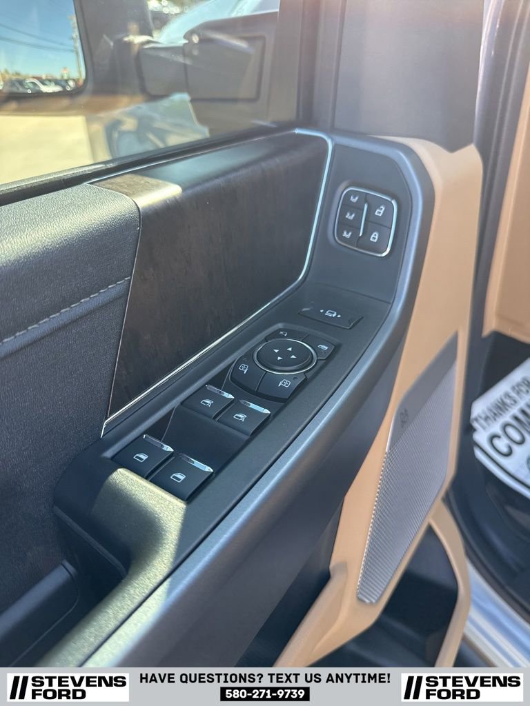 New 2025 Ford F250 Lariat w/ Lariat Ultimate Package image 28