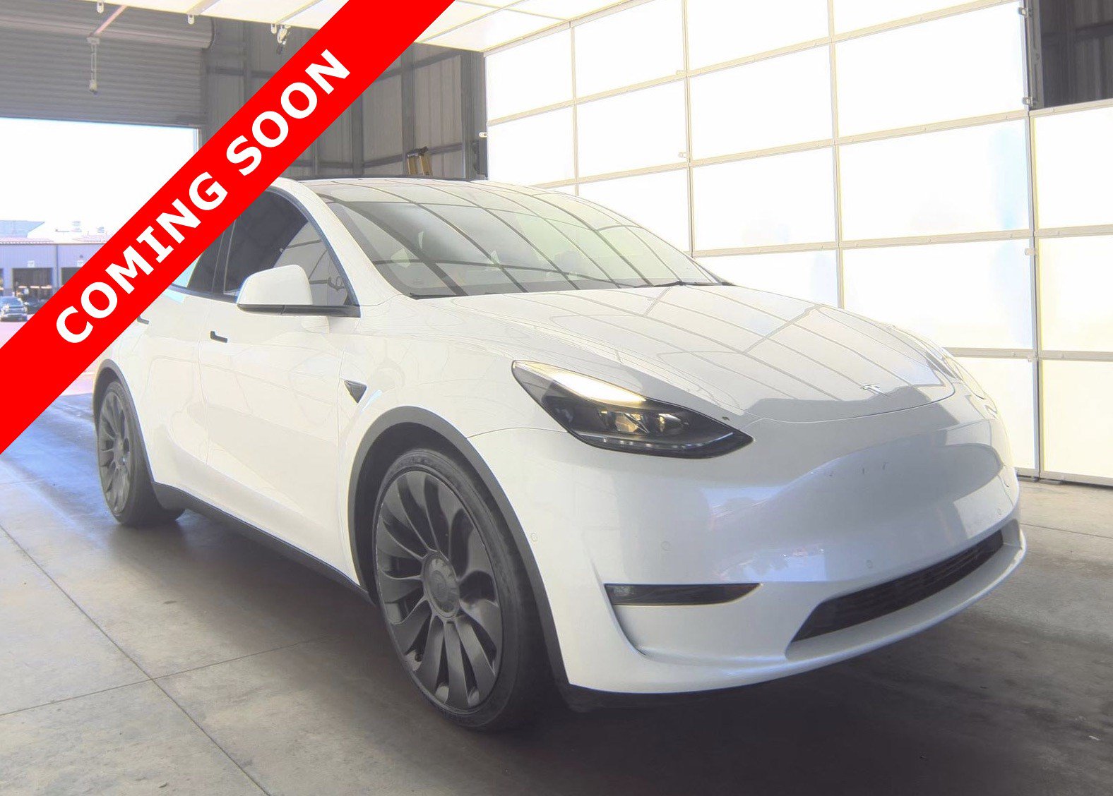 Used 2022 Tesla Model Y Performance AWD/4WD image 3