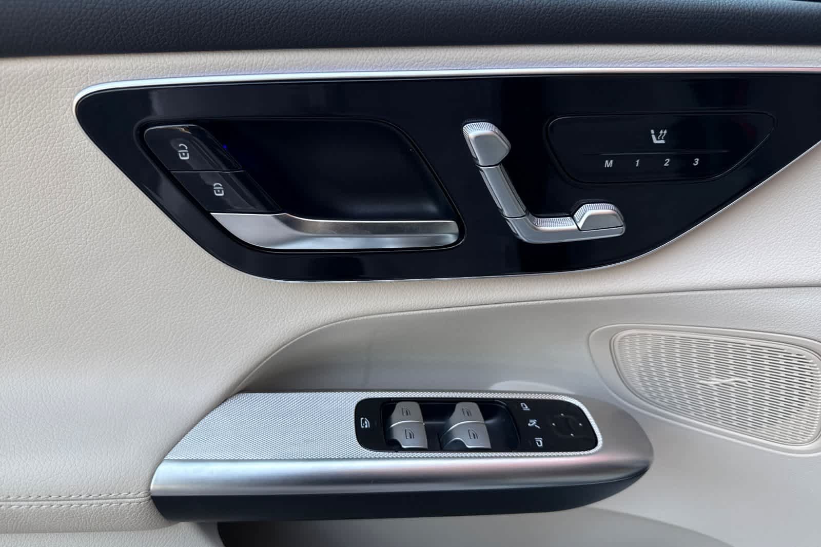 Certified 2026 Mercedes-Benz GLC 300 4MATIC image 10